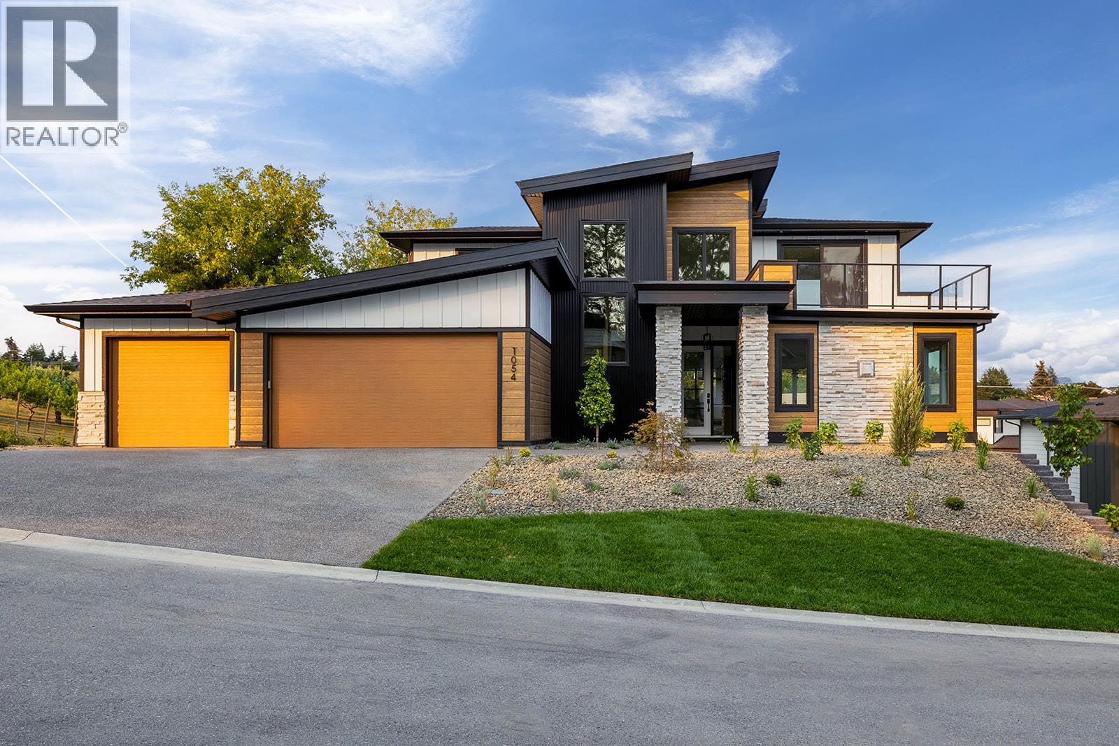 1054 Oak Barrel Place, West Kelowna, BC, V1Z0A6