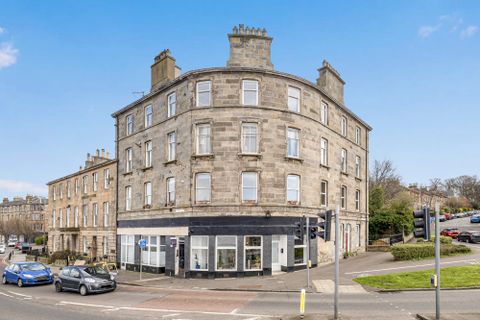 2 Trinity Crescent, Trinity, Edinburgh EH5