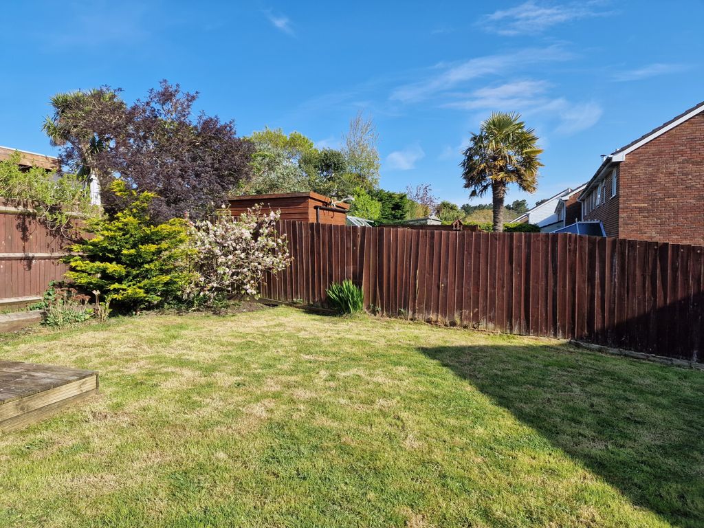 Additional image 10 of 4 bed detached house for saleSamber Close, Lymington SO41
