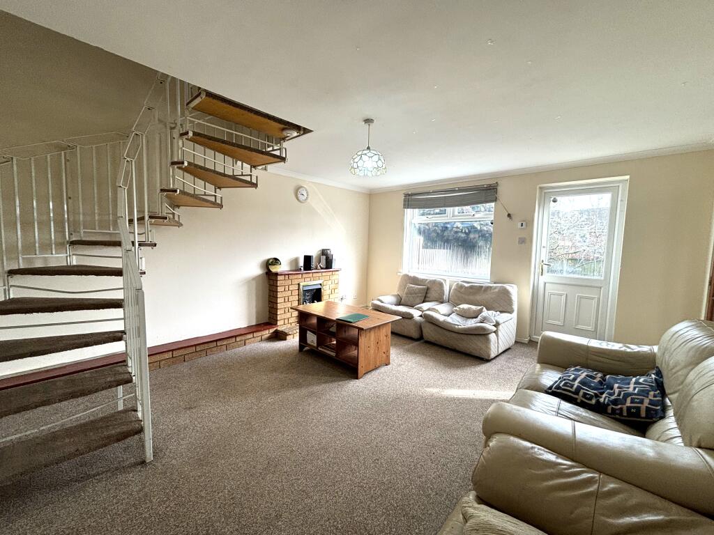 Humphrey Middlemore Drive, Harborne, B17 photo 3