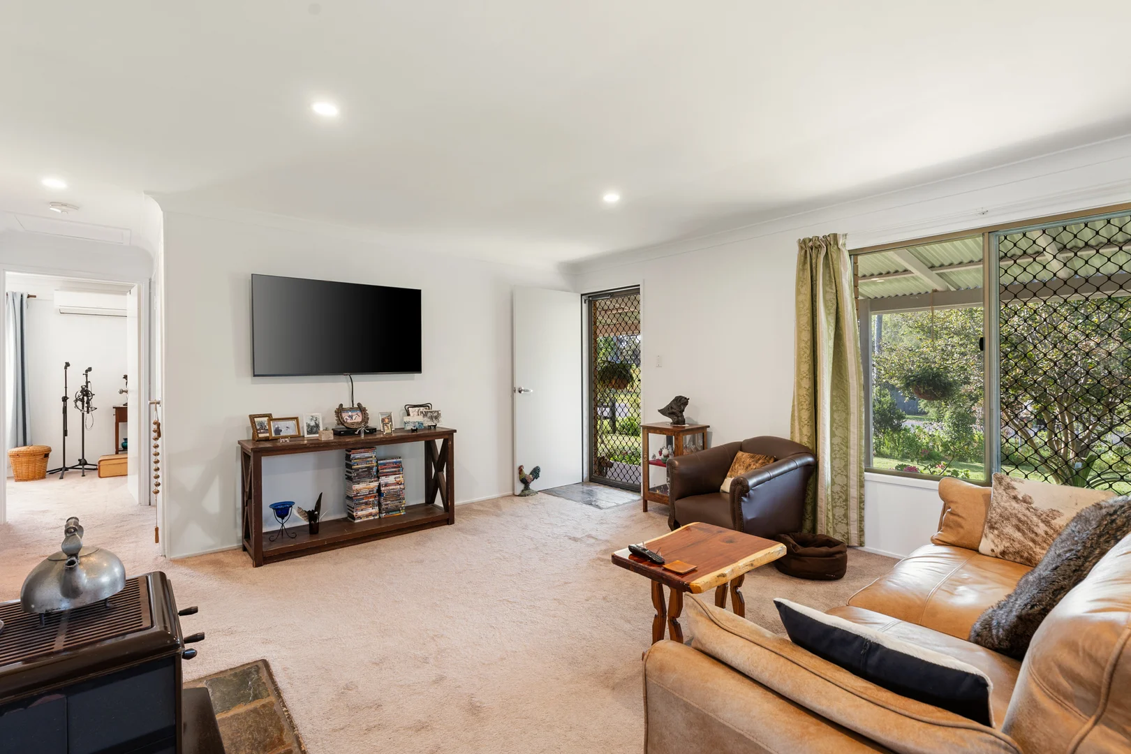 Additional image 4 of 49 Albert Street, Crows Nest QLD 4355