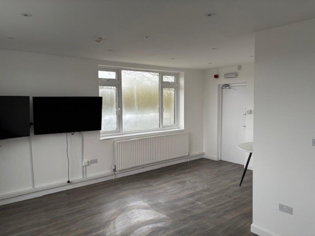 Additional image 8 of Unit 25, Travellers Lane, Hatfield, AL9 7HF