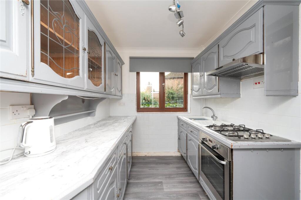 Stanmount Road, St. Albans, Hertfordshire photo 4