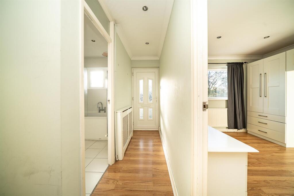 The Ridgeway, St. Albans photo 3