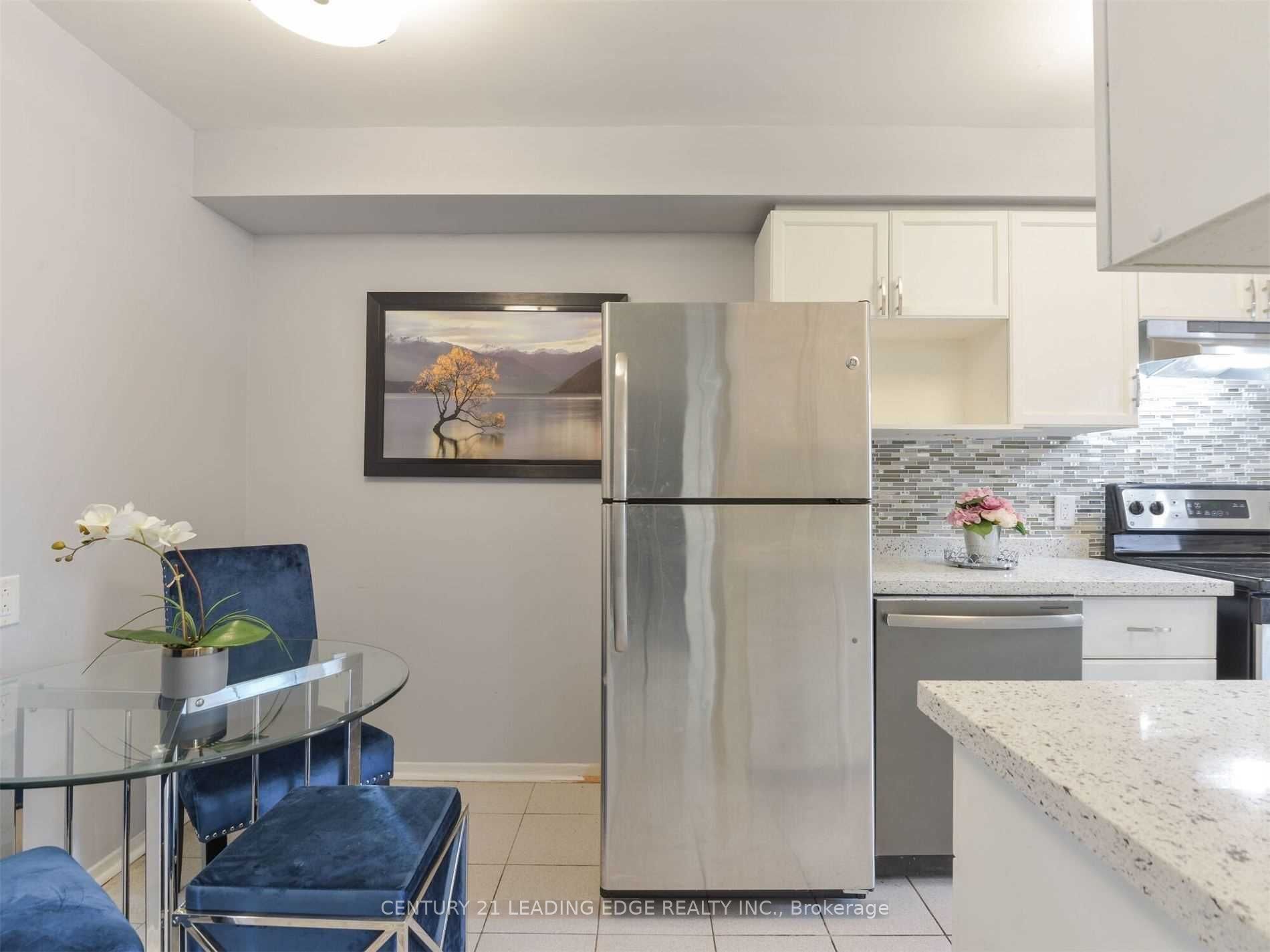 Additional image 3 of 43-2288 The College Way, Mississauga, ON, L5L 3Z5