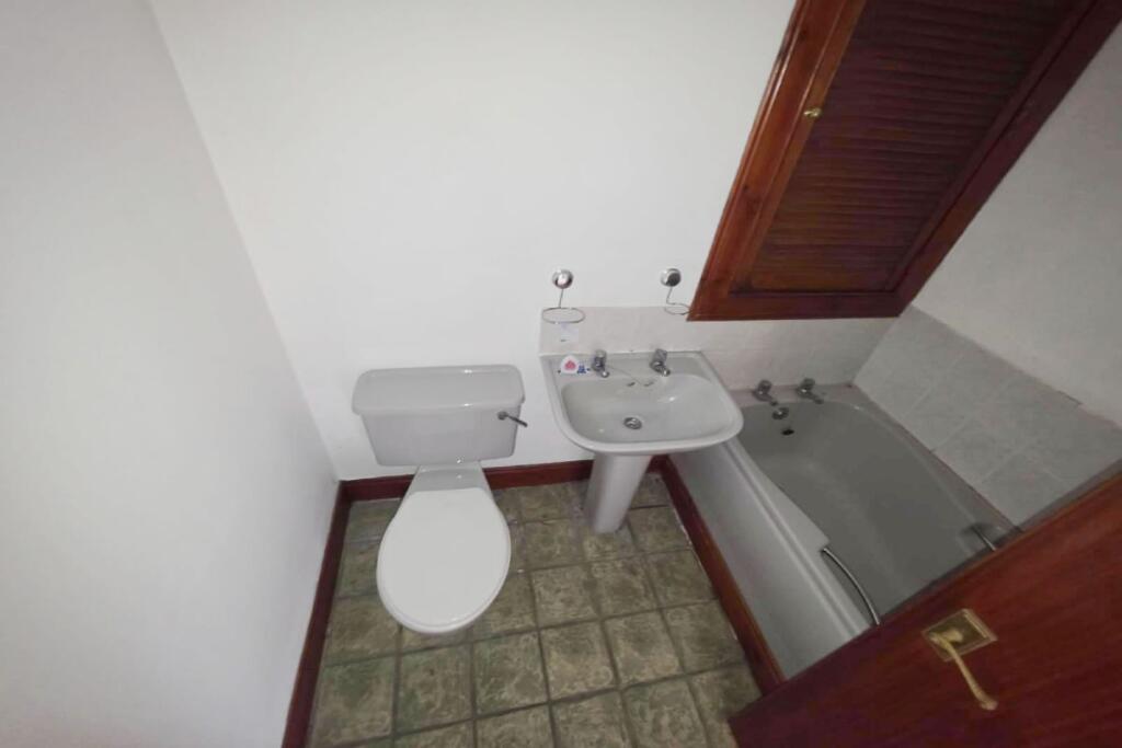72A, Hutcheon Street (Eastmost FFF), Aberdeen, AB253TB photo 5