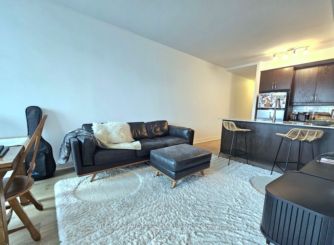 Additional image 6 of 1208 Furnish-38 The Esplanade N/a, Toronto, ON, M5E 1A5