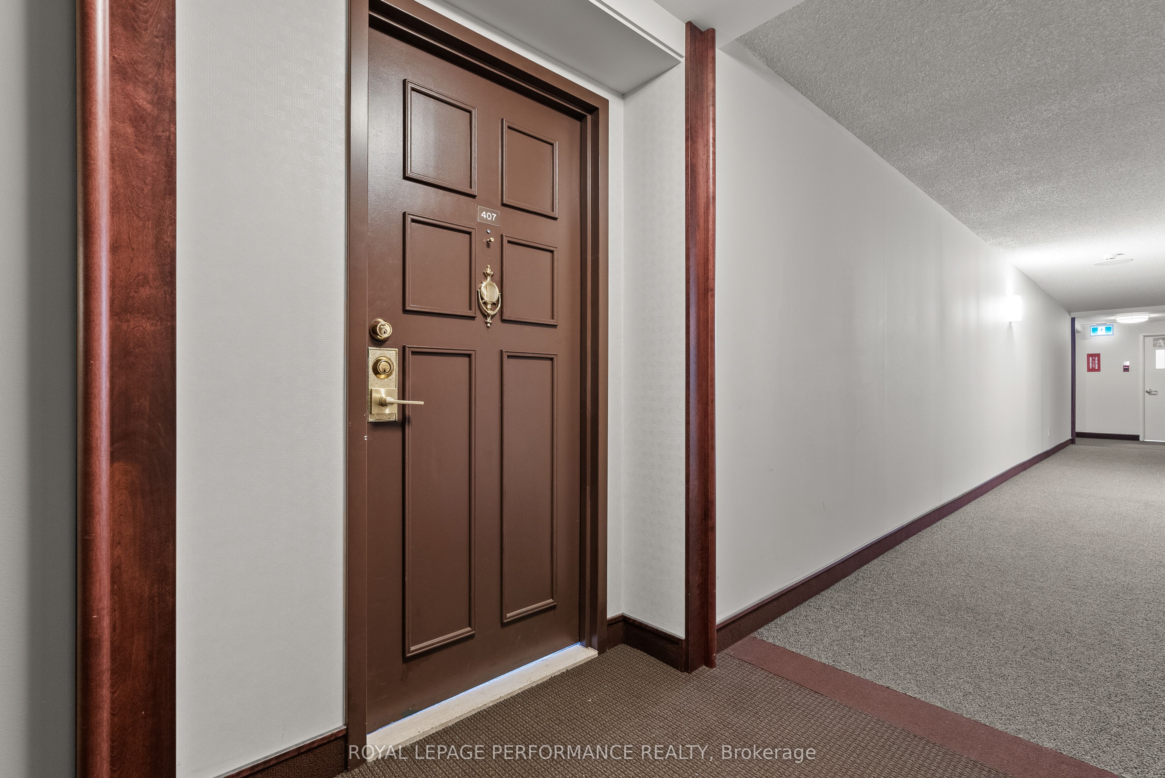 Additional image 5 of Unit #407-200 Lafontaine Avenue, Ottawa, ON, K1L 8K8