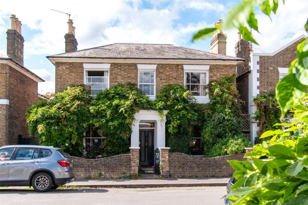 Hill Street, St. Albans, Hertfordshire, AL3