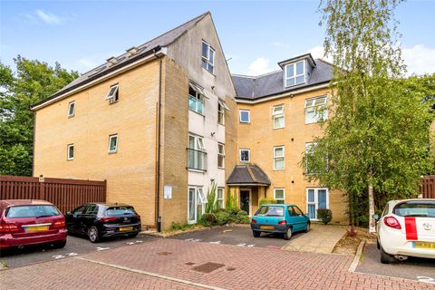 Lindoe Close, Southampton, Hampshire SO15