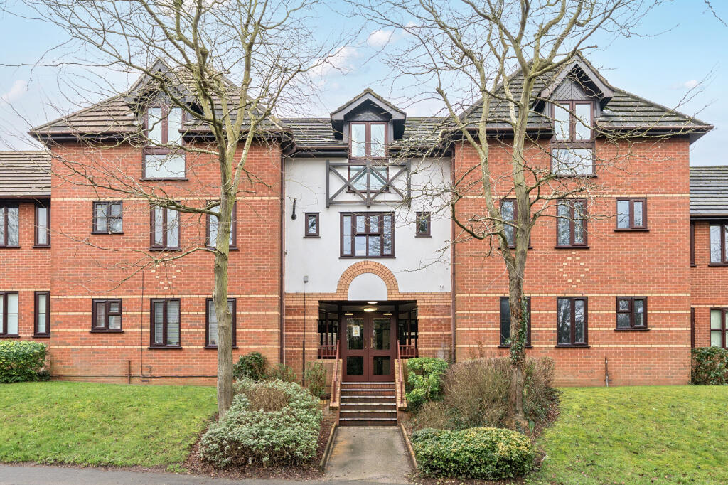 Station Road, Harpenden, AL5