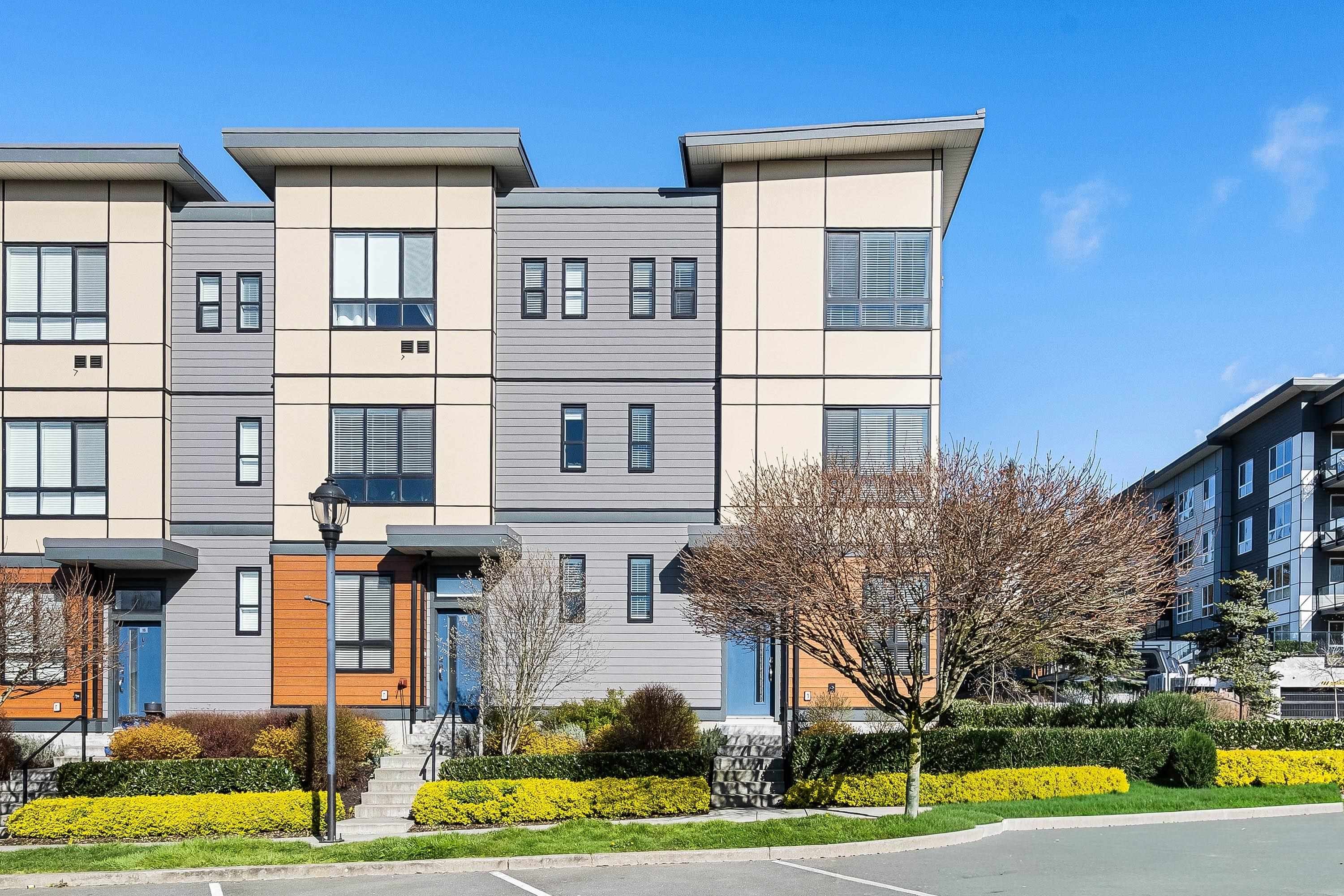 18-1938 North Parallel Road, Abbotsford, BC, V3G 0H1
