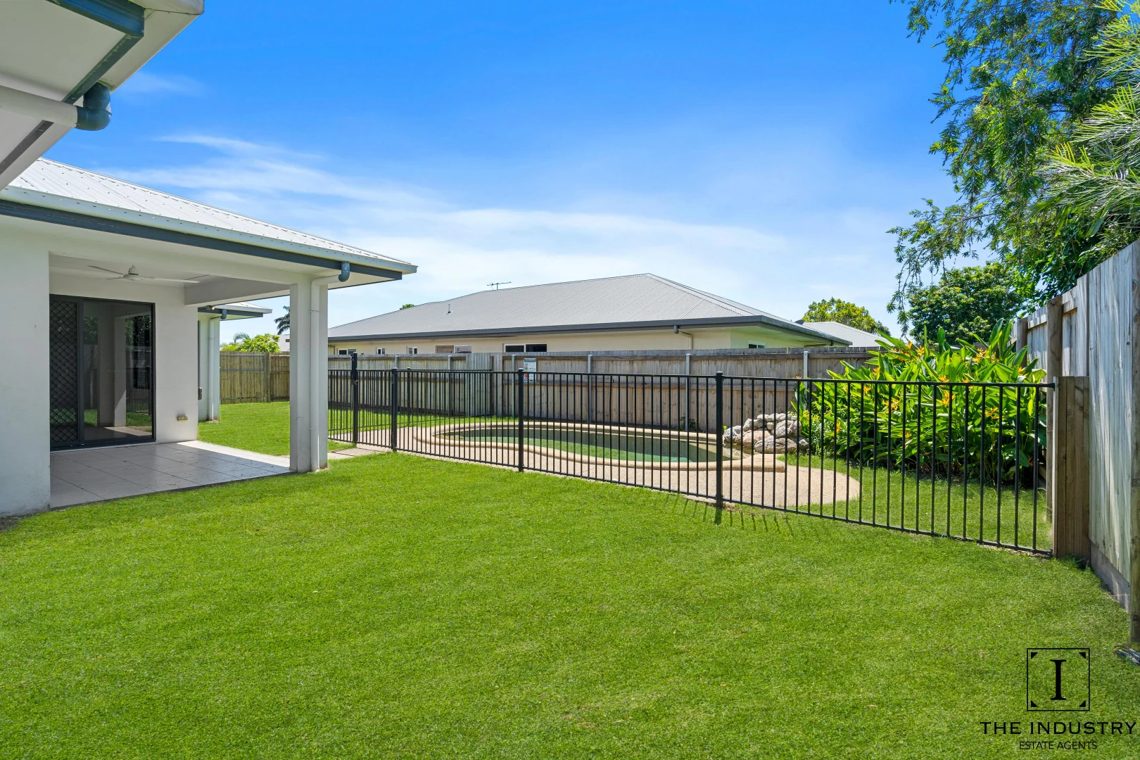 Additional image 4 of 12 Hopkins Street, White Rock QLD 4868