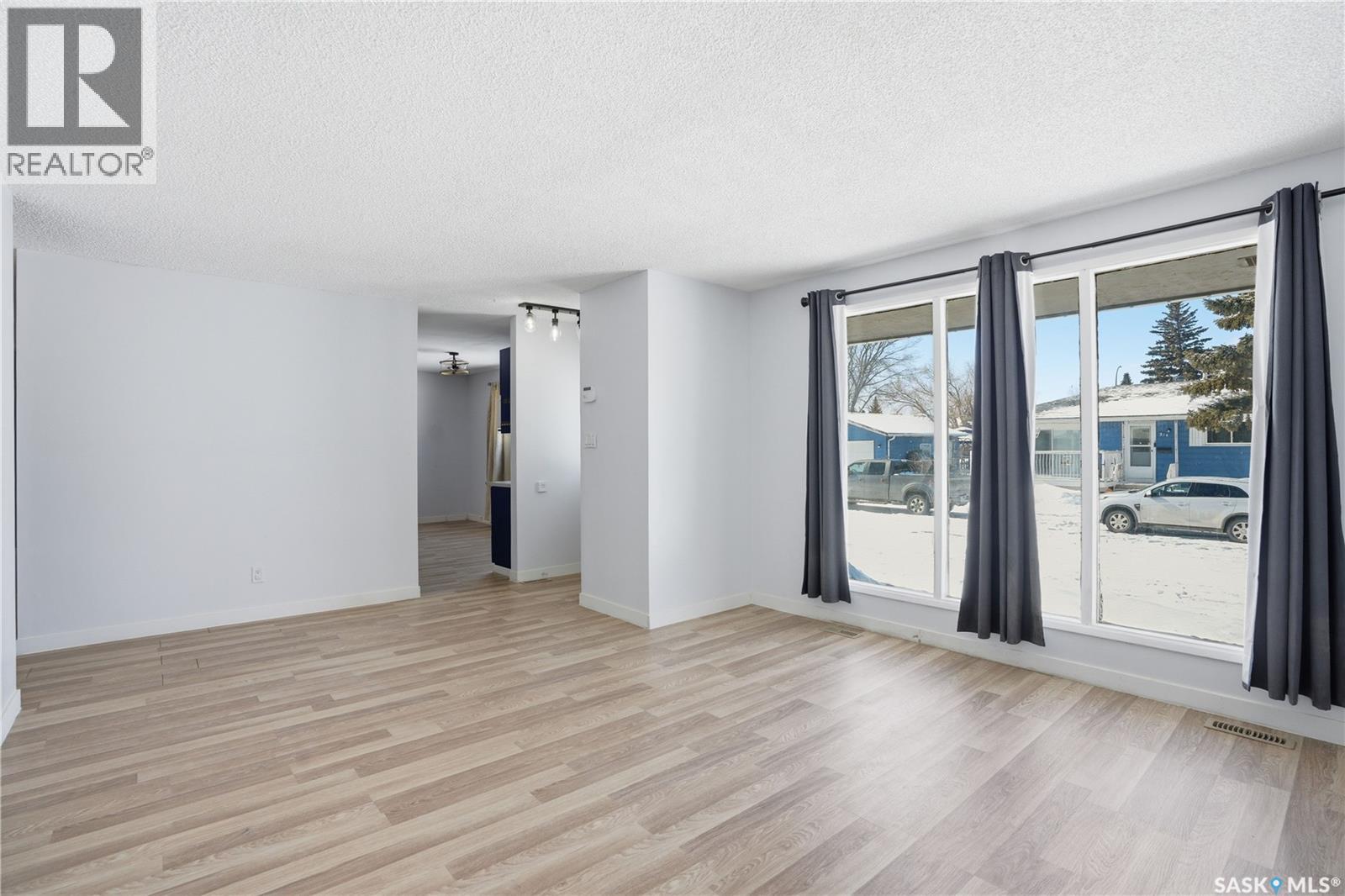 Additional image 6 of 222 Smallwood Crescent, Saskatoon, SK, S7L4S1