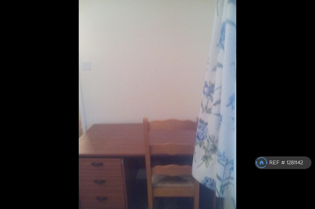 Additional image 10 of St Annes Road, St. Albans, Uk., AL2