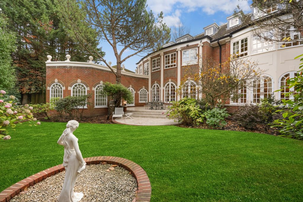 Additional image 36 of 8 bed detached house for saleByron Drive, London N2