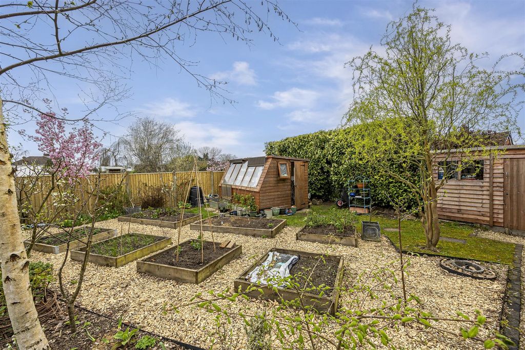 Additional image 21 of 4 bed semi-detached house for saleHarp Hill, Cheltenham GL52
