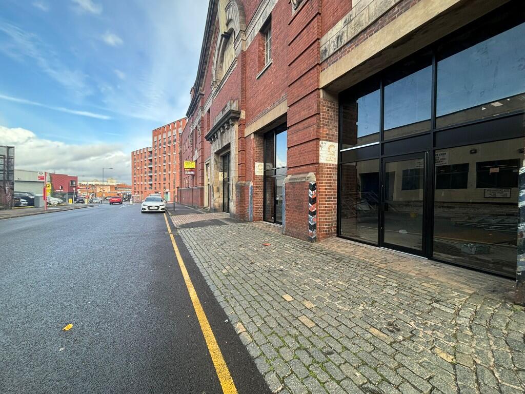 Summer Lane, Birmingham, B19
