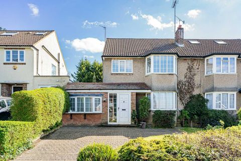 Somerset Road, New Barnet EN5