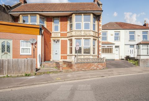 St. Johns Lane, Bristol, Somerset BS3
