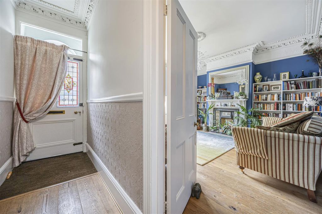 Additional image 10 of 4 bed semi-detached house for saleHarp Hill, Cheltenham GL52