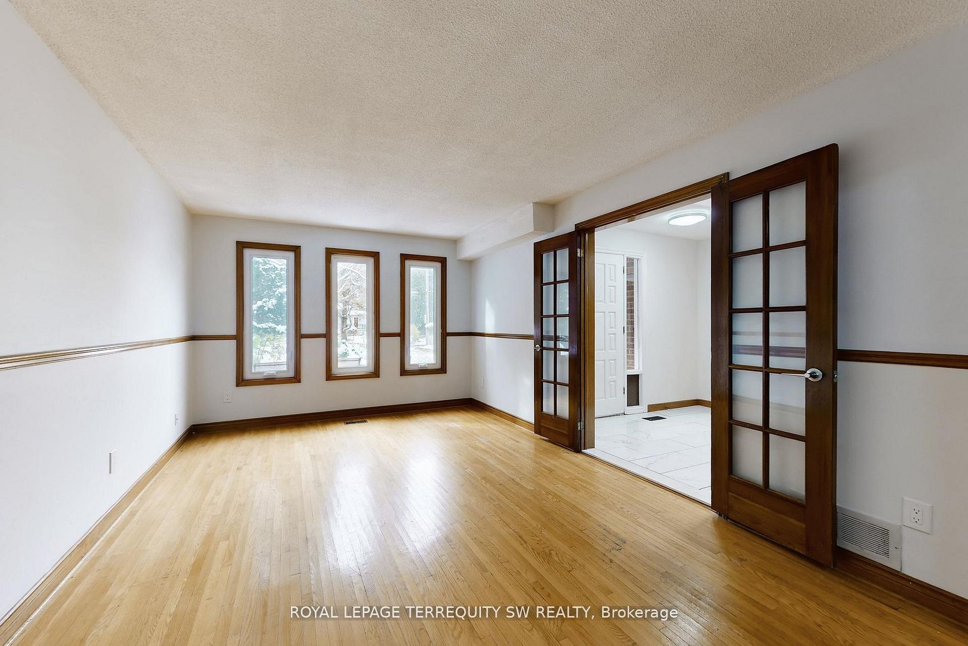 Additional image 3 of 327a Beechgrove Drive, Toronto, ON, M1E 4A2