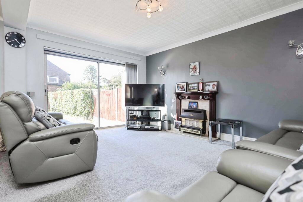 Court Oak Road, Harborne, Birmingham photo 2
