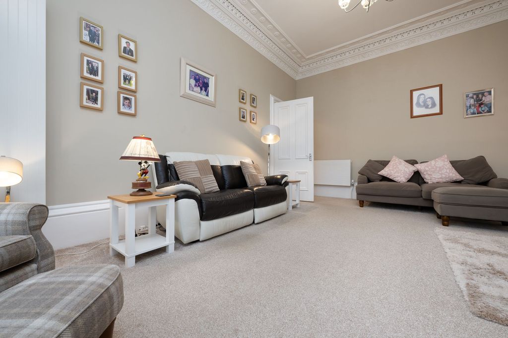 Additional image 6 of 3 bed flat for saleFinnart Street, Greenock PA16