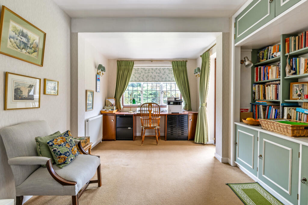 Additional image 6 of Rothamsted Avenue, Harpenden, AL5