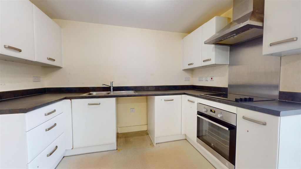 Additional image 4 of 2 bed flat for saleFrome Road, Radstock BA3