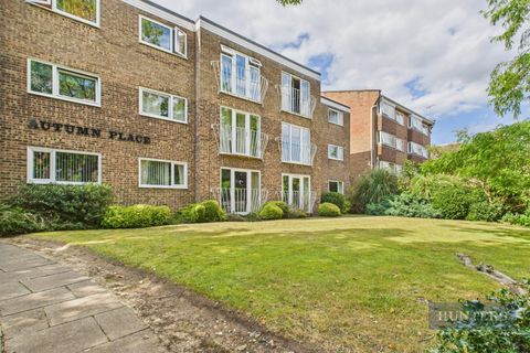 Autumn Place, Winn Road SO17
