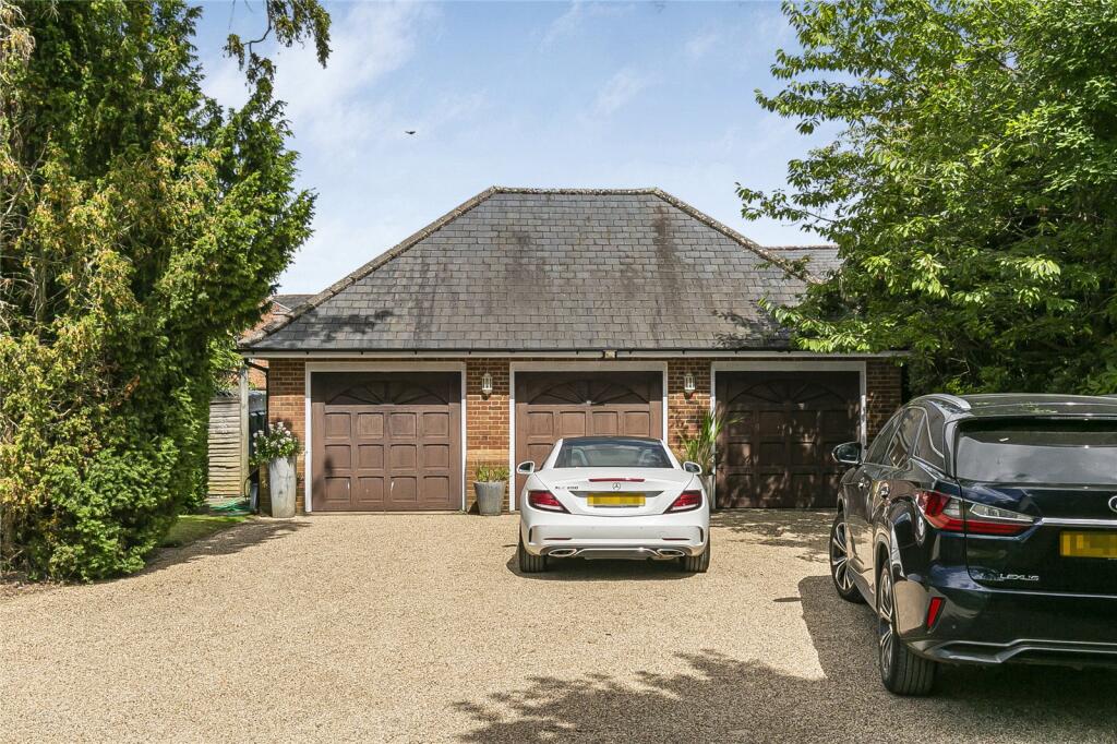Additional image 53 of Wild Hill Road, Woodside, Hertfordshire, AL9