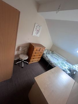 Harborne Park Road, Harborne, Birmingham B17, Room to rent