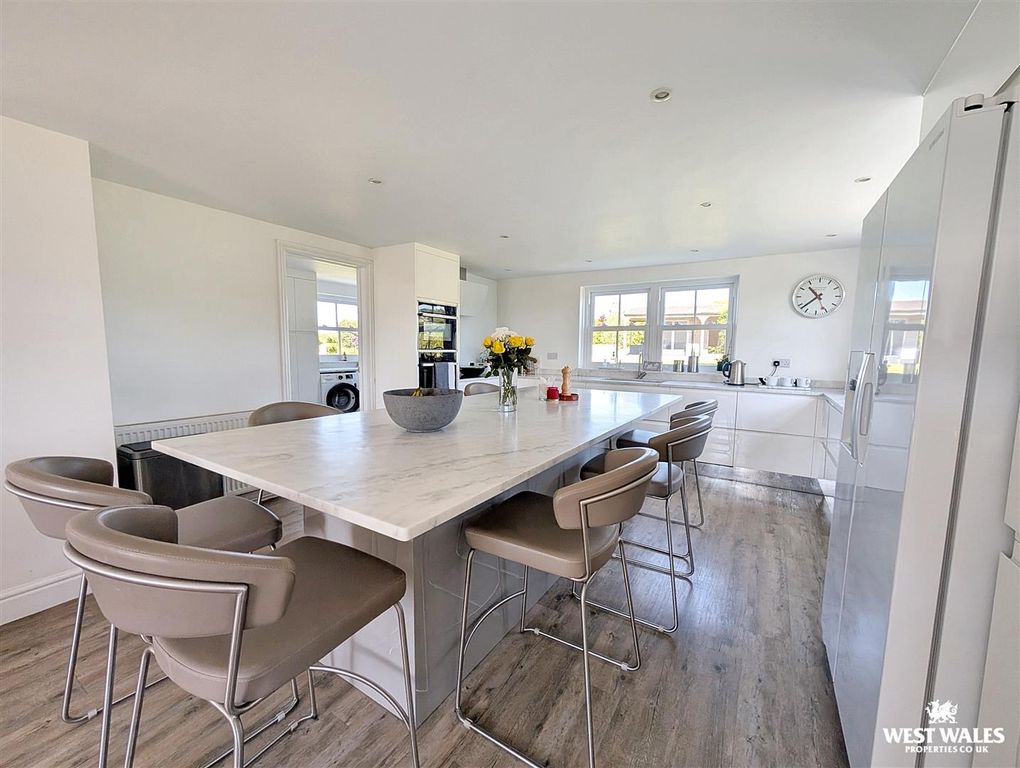 Additional image 9 of 7 bed detached house for saleLlanybri, Carmarthen SA33