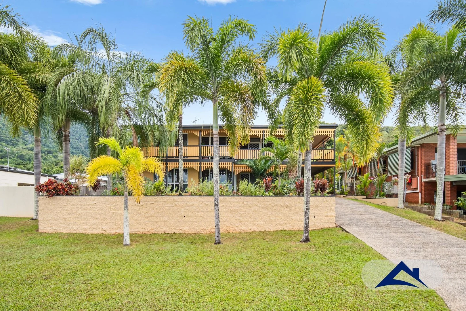 5 Bayview Street, Bayview Heights QLD 4868