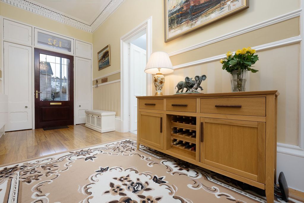 Additional image 9 of 3 bed flat for saleFinnart Street, Greenock PA16