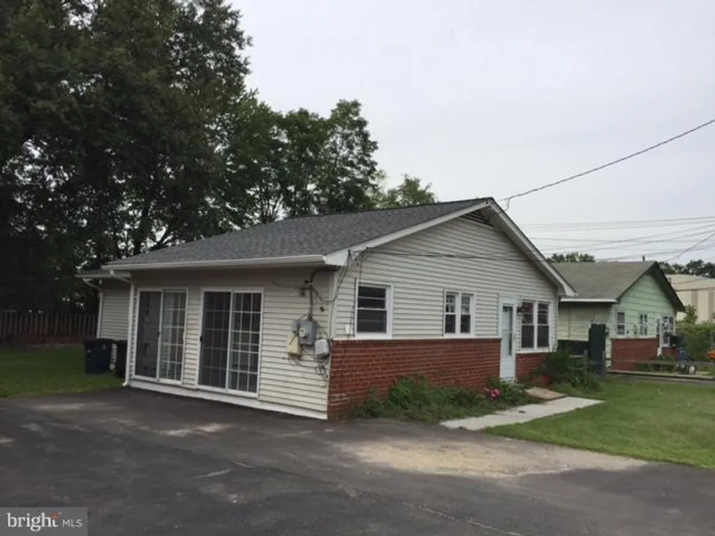 11424 Edmonston Road, Beltsville, MD 20705