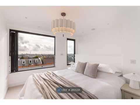 Hythe Road, Brighton BN1