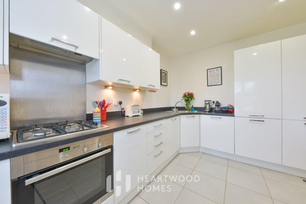 Additional image 5 of Alexander Road, London Colney, St. Albans, AL2 1FH