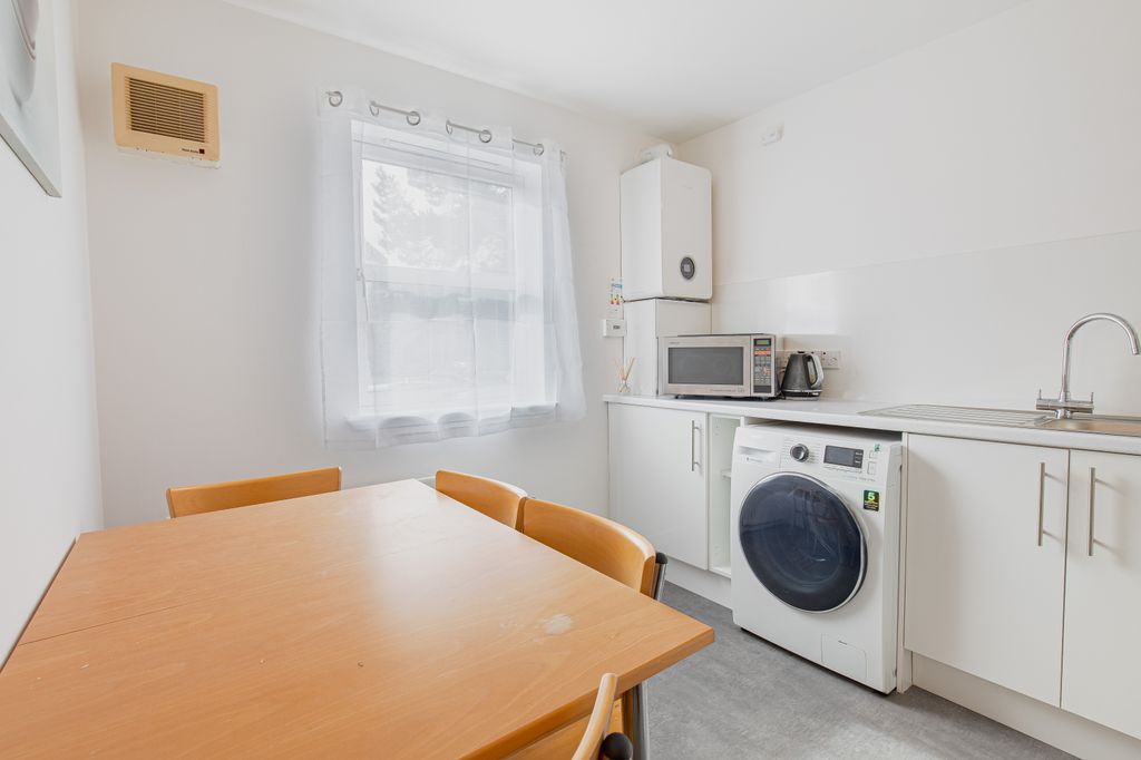 Additional image 8 of 2 bed flat for saleMountview Gardens, Aberdeen AB25