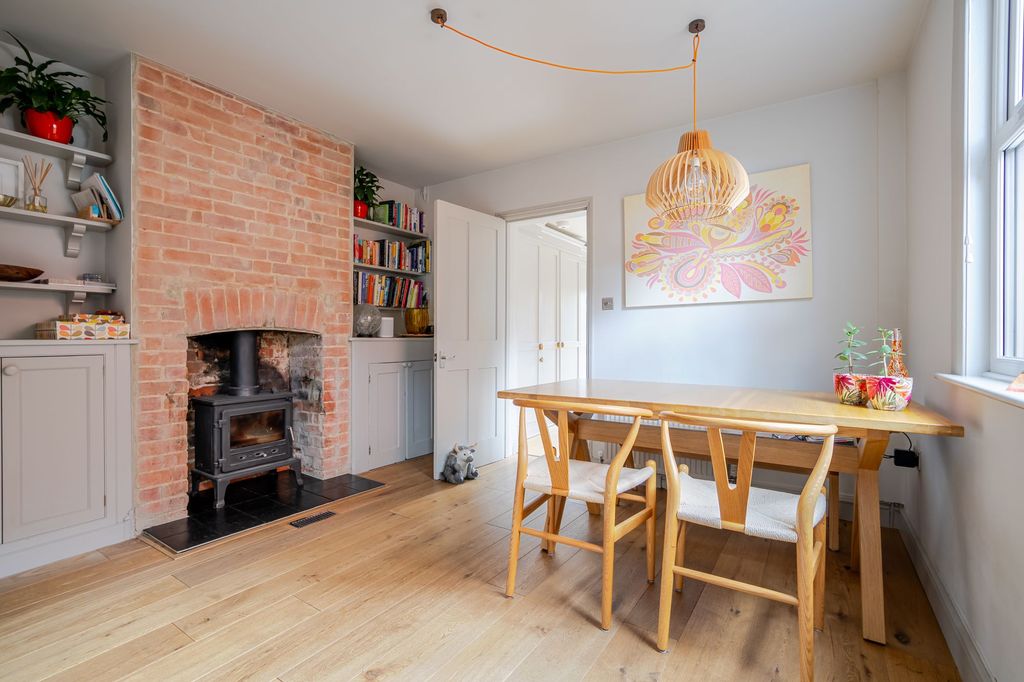 Additional image 4 of 2 bed semi-detached house for saleChurch Road, Ascot SL5