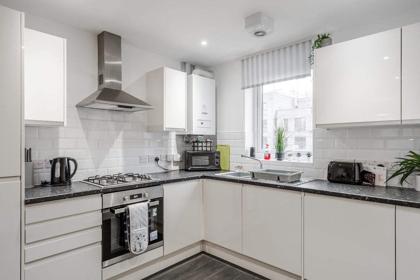 3 Bed Semi-Detached House, St Alphonsus St, L5, N1 7GU