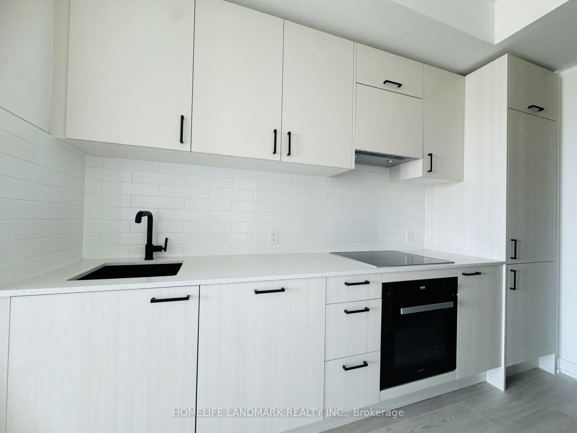 Additional image 5 of 1108-5 Quarrington Lane, Toronto, ON, M3C 0S5