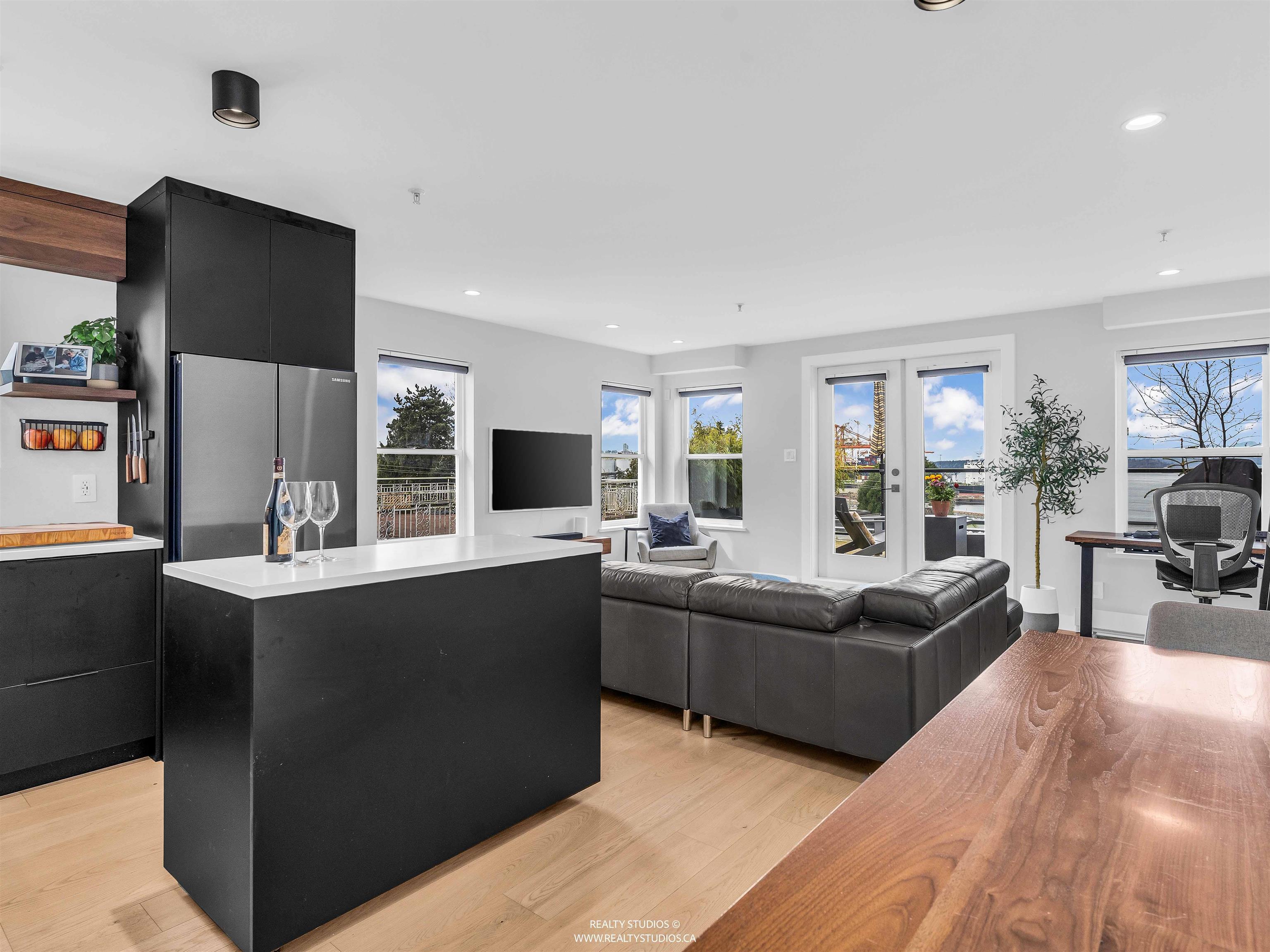Additional image 2 of 2168 Wall Street, Vancouver, BC, V5L 1B5