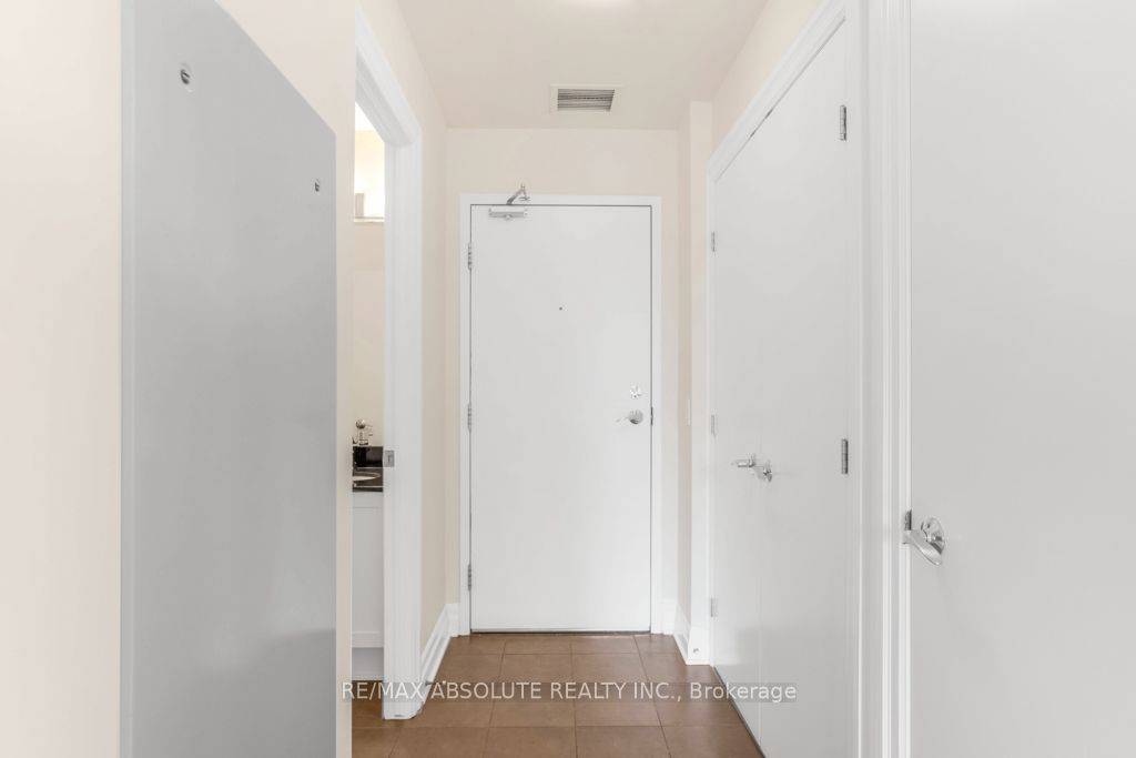 Additional image 4 of 508-245 Kent Street, Ottawa, ON, K2P 0A5