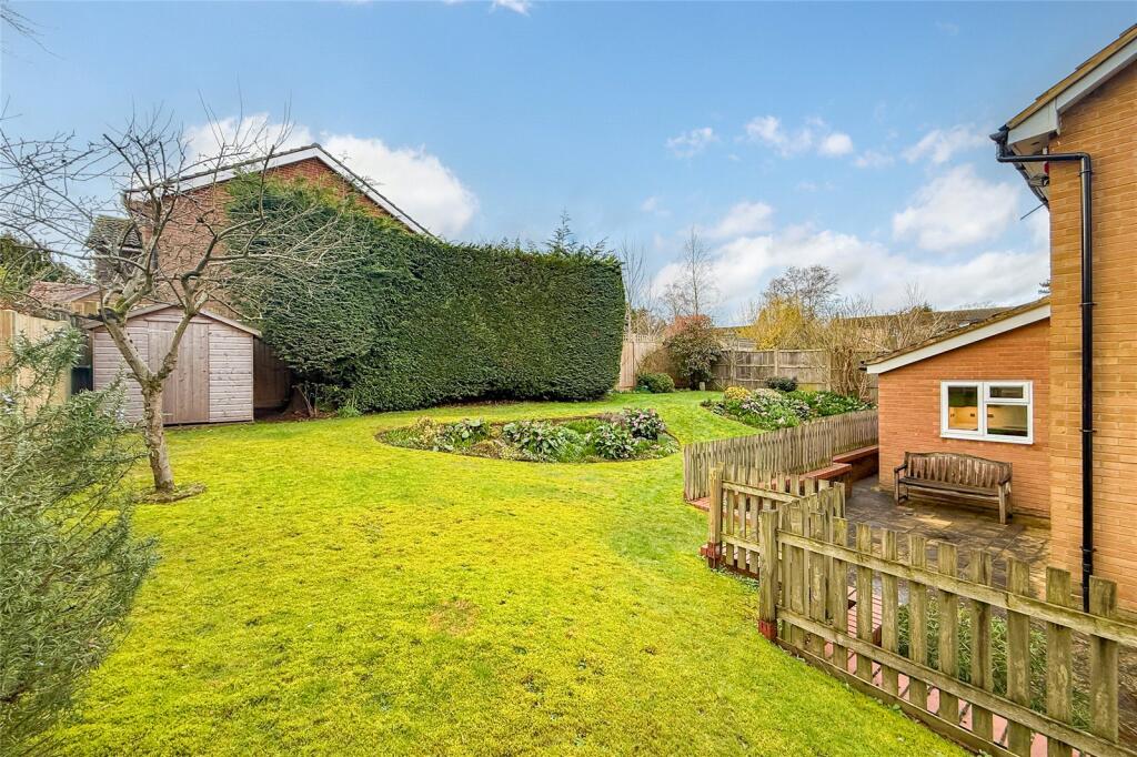 Additional image 20 of Aplins Close, Harpenden, Hertfordshire, AL5