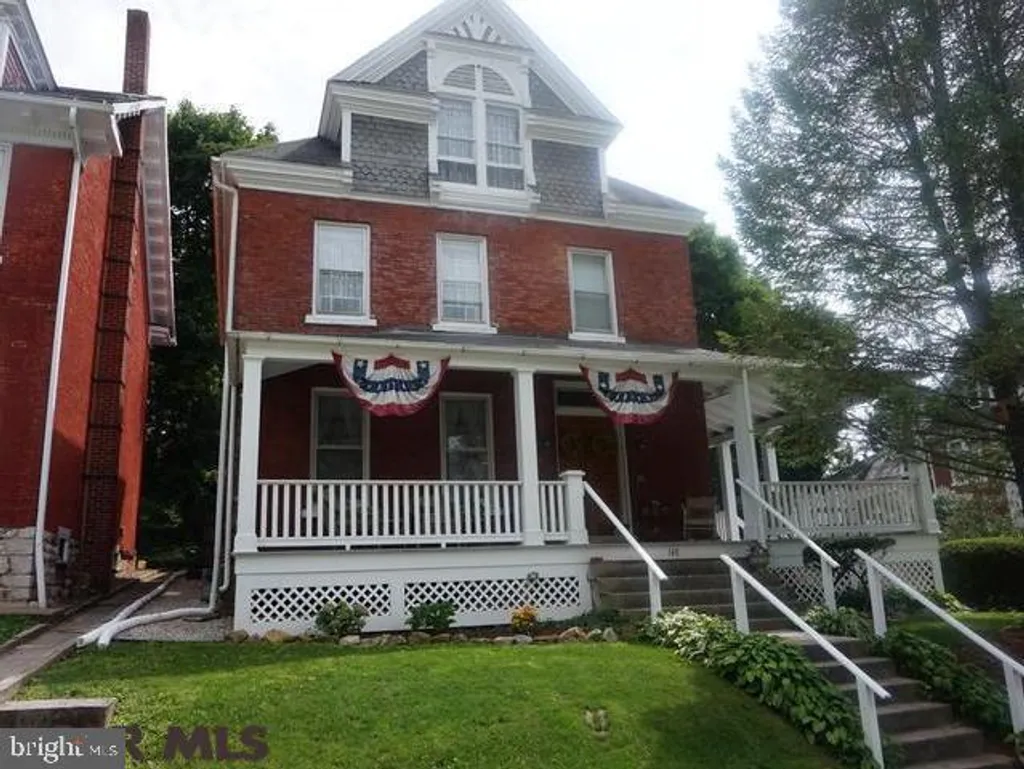 140 E Linn Street, Bellefonte, PA 16823