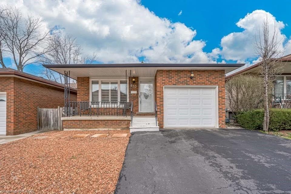 610 Stone Church Road W, Hamilton, ON, L8B 1A7