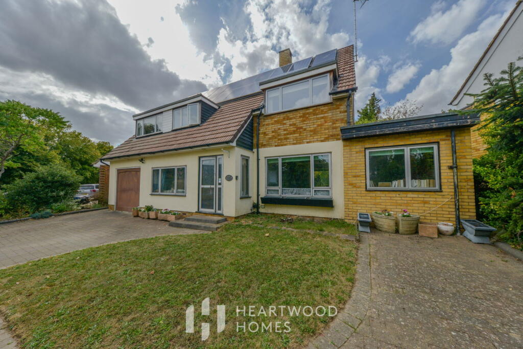 Sandpit Lane, St. Albans, AL4 0BT