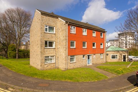 2/3 Great Michael Rise, Edinburgh EH6